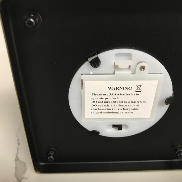 Bradford Exchange Thomas Kinkade Illuminated Holiday Centre Piece Lantern - Picture 8 of 11